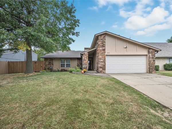 5852 S 91st East Avenue , Tulsa, OK 74145