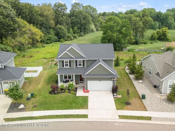 5596 Copper Creek Drive, Haslett, MI 48840