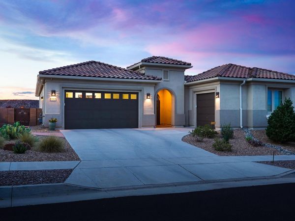 9243 Sugar Creek Lane NW, Albuquerque, NM 87120