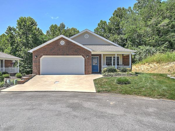 708 Willowcrest Place, Kingsport, TN 37660