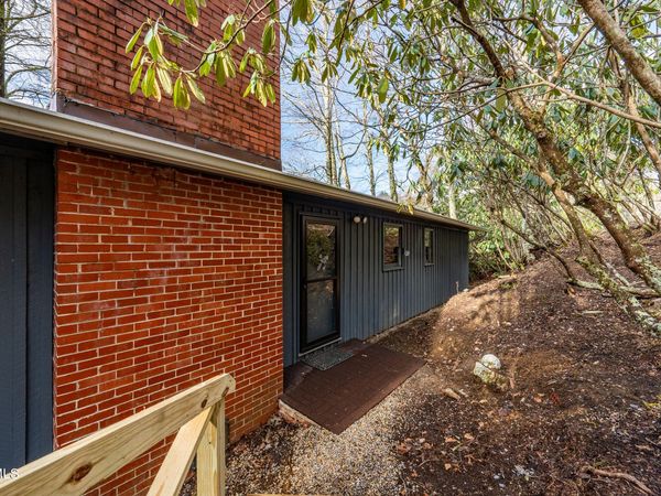144 Ripshin Lake Road, Roan Mountain, TN 37687