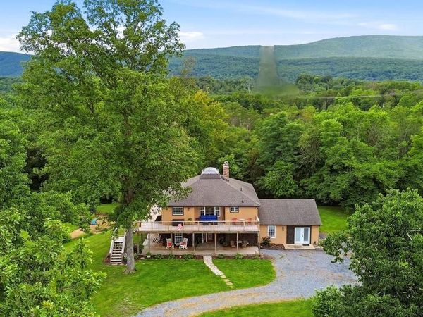 153 BURR STONE LANE, STAR TANNERY, VA 22654