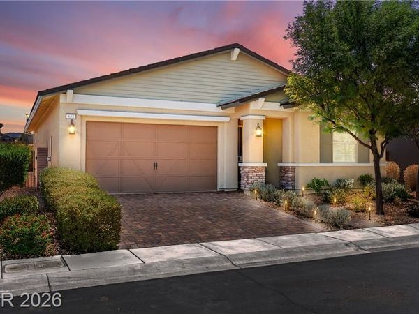 652 Longfeather Street, Henderson, NV 89011