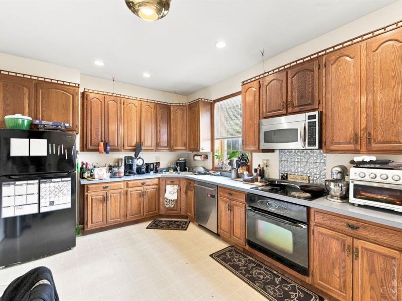288 Ludlow Avenue, Cincinnati, OH 45220 Photo 41
