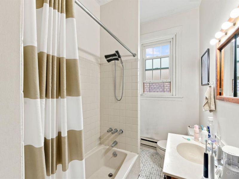 288 Ludlow Avenue, Cincinnati, OH 45220 Photo 48
