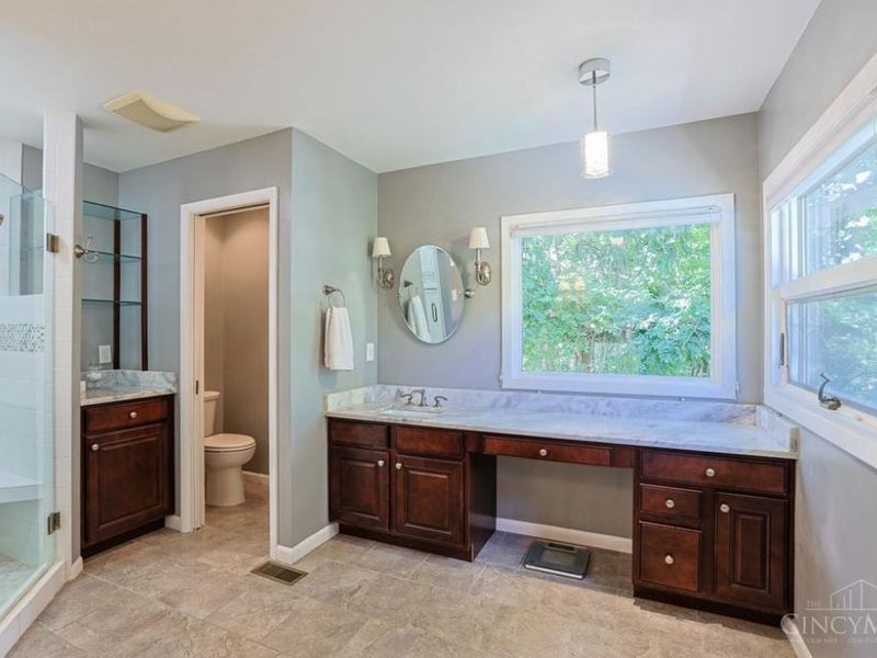 7434 Drake Road, Indian Hill, OH 45243 Photo 19