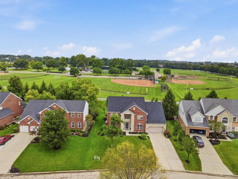 5776 Squires Gate Drive, Deerfield Twp., OH 45040 Photo 2