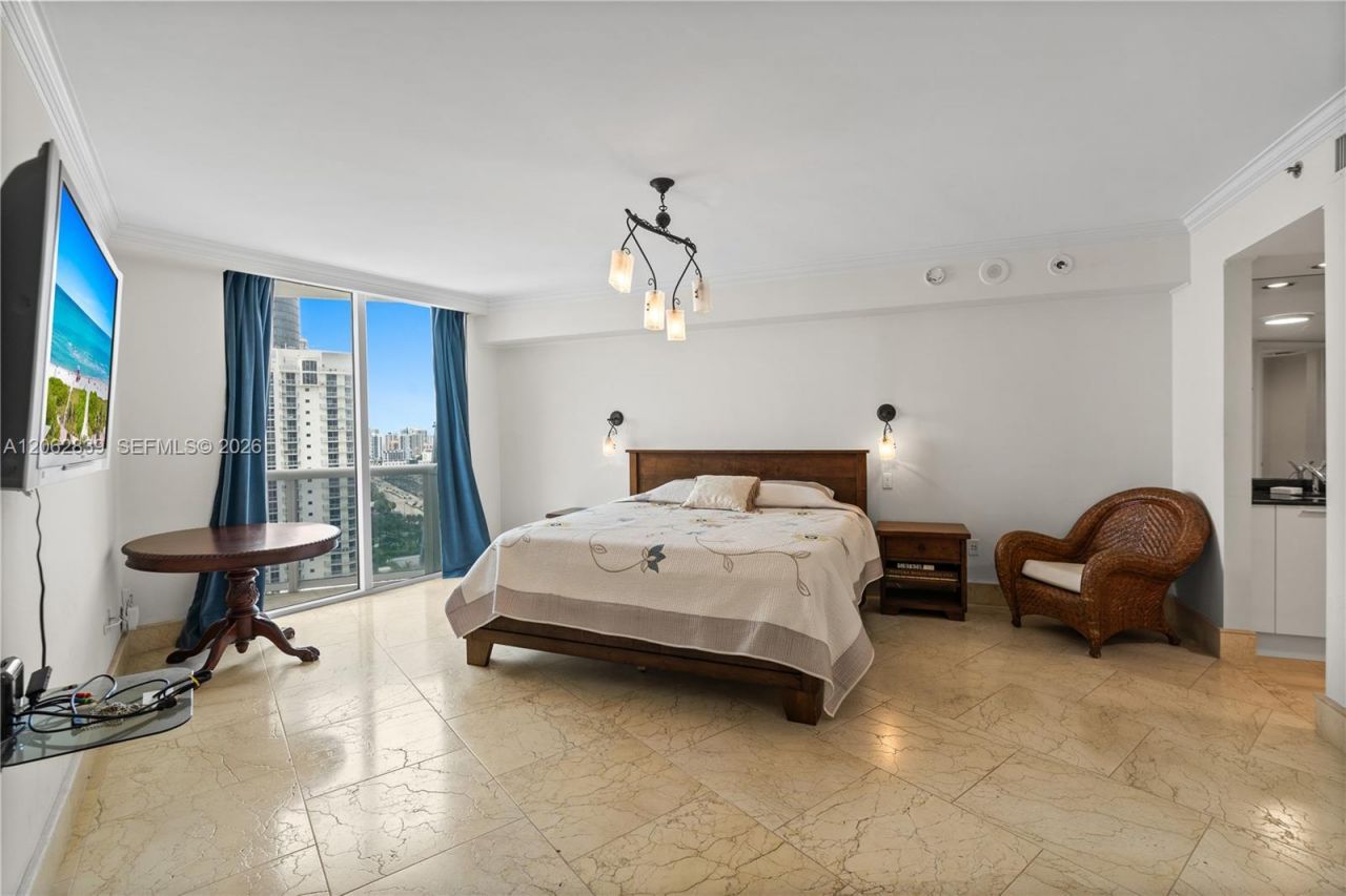18911 Collins Ave, Unit 2103, Sunny Isles Beach, FL 33160 Photo