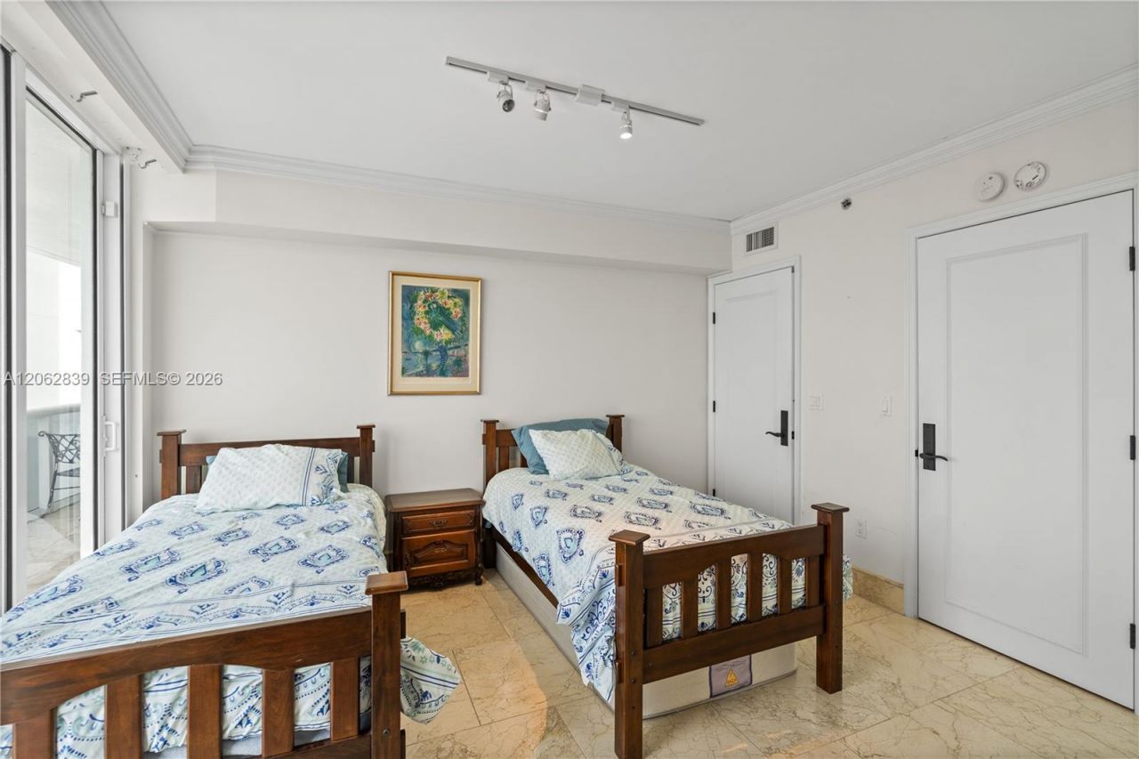 18911 Collins Ave, Unit 2103, Sunny Isles Beach, FL 33160 Photo