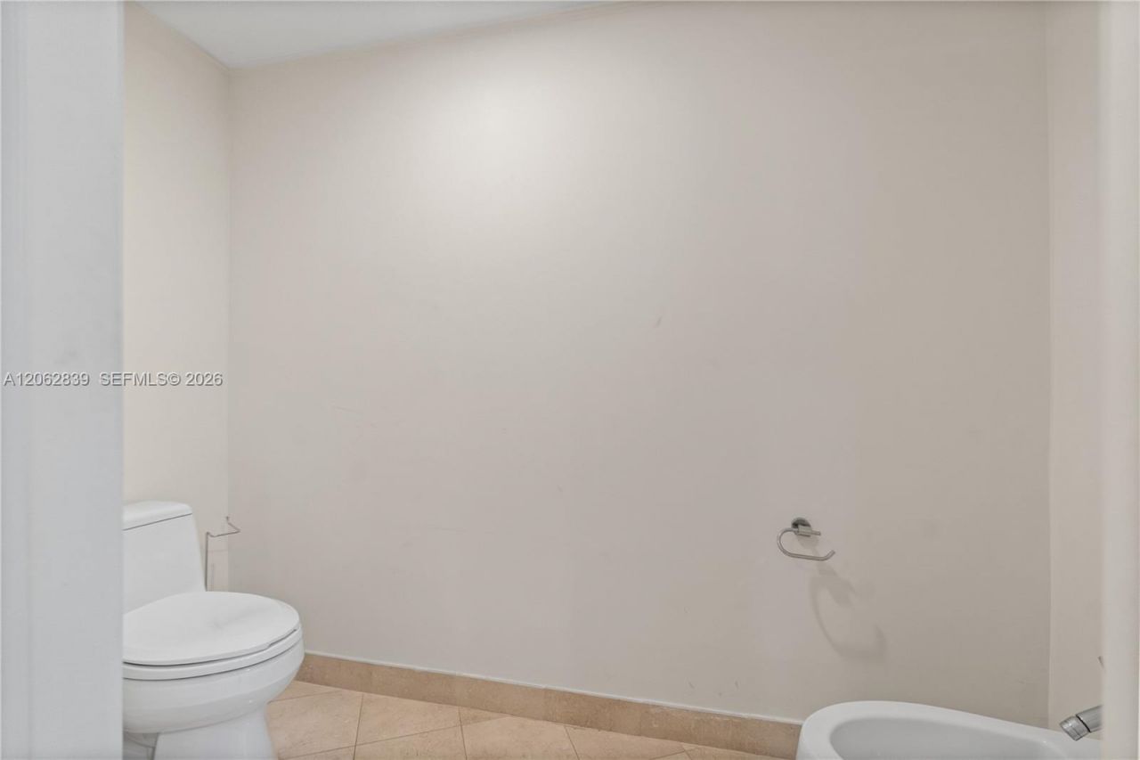 18911 Collins Ave, Unit 2103, Sunny Isles Beach, FL 33160 Photo