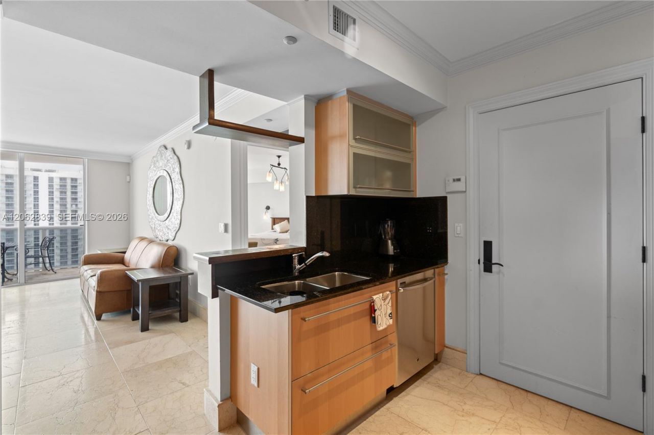 18911 Collins Ave, Unit 2103, Sunny Isles Beach, FL 33160 Photo