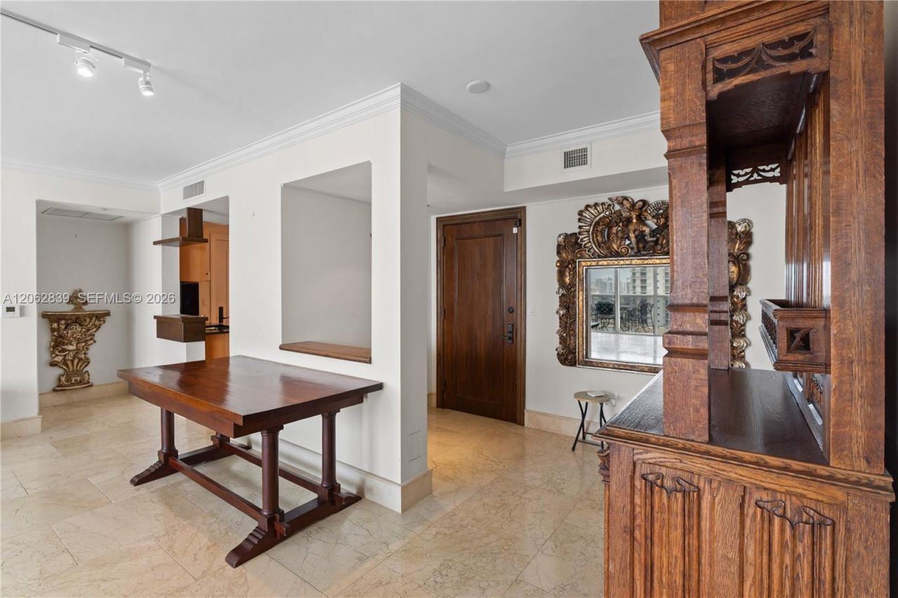 18911 Collins Ave, Unit 2103, Sunny Isles Beach, FL 33160 Photo