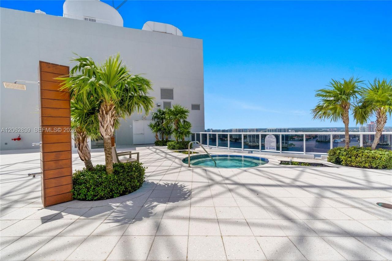 18911 Collins Ave, Unit 2103, Sunny Isles Beach, FL 33160 Photo