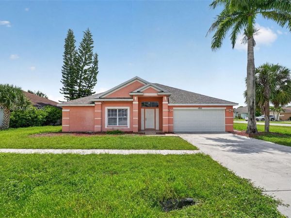 1502 Scholar CT , Lehigh Acres, FL 33971