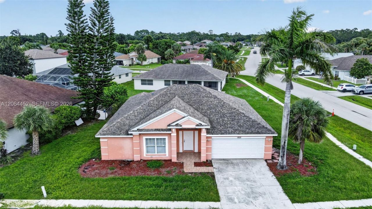 1502 Scholar Ct , Lehigh Acres, FL 33971 Photo