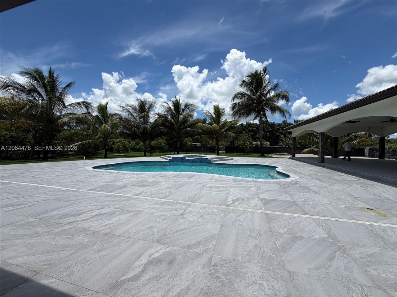 19690 SW 210th St, Miami, FL 33187 Photo