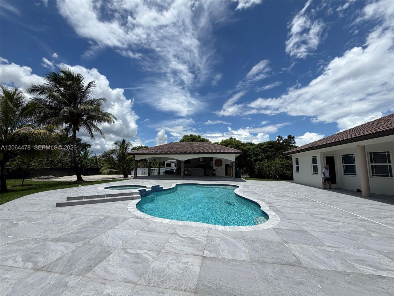 19690 SW 210th St, Miami, FL 33187 Photo