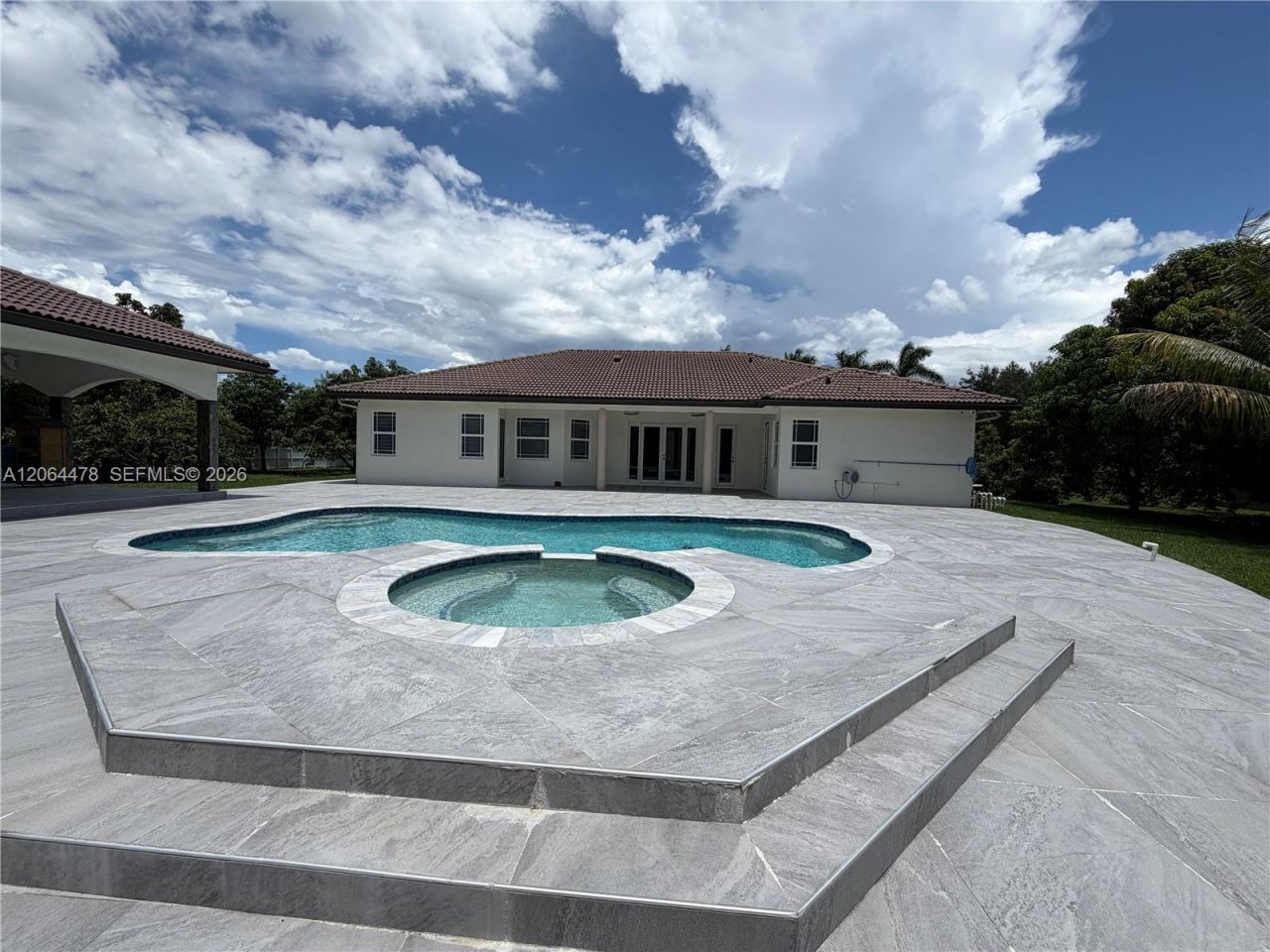 19690 SW 210th St, Miami, FL 33187 Photo