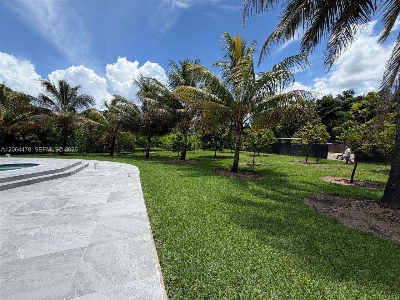 19690 SW 210th St, Miami, FL 33187 Photo