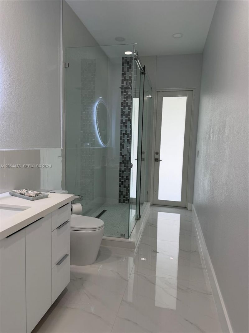 19690 SW 210th St, Miami, FL 33187 Photo