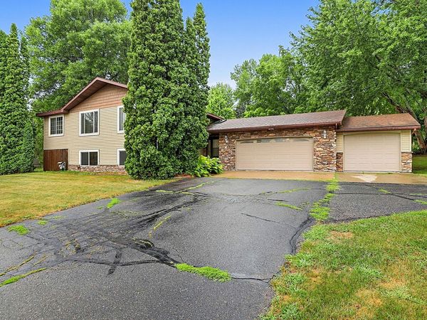 15 14th Avenue S, Cold Spring, MN 56320