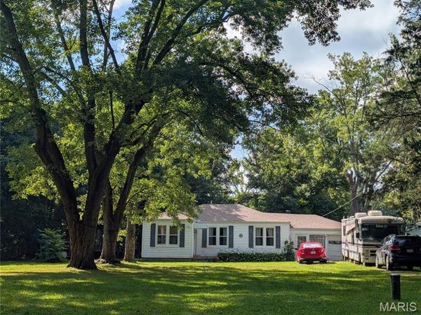 7688 Hollow Drive, Cedar Hill, MO 63016