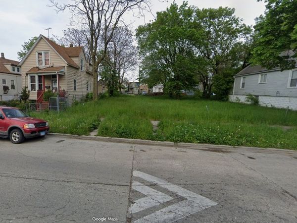 6919 S May Street , Chicago, IL 60621