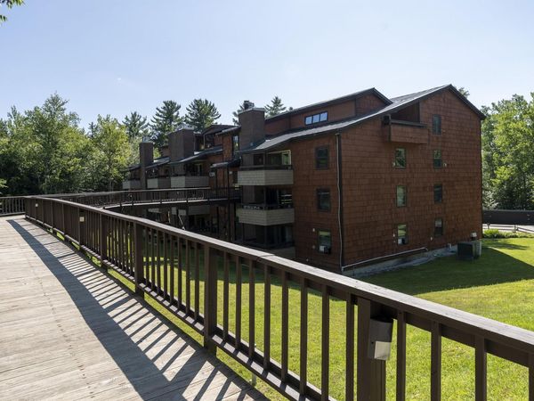 118 Gateway Court, Unit 7-B, Mendon, VT 05701
