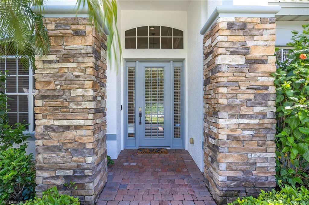 9024 Maverick Ct, Naples, FL 34113 Photo