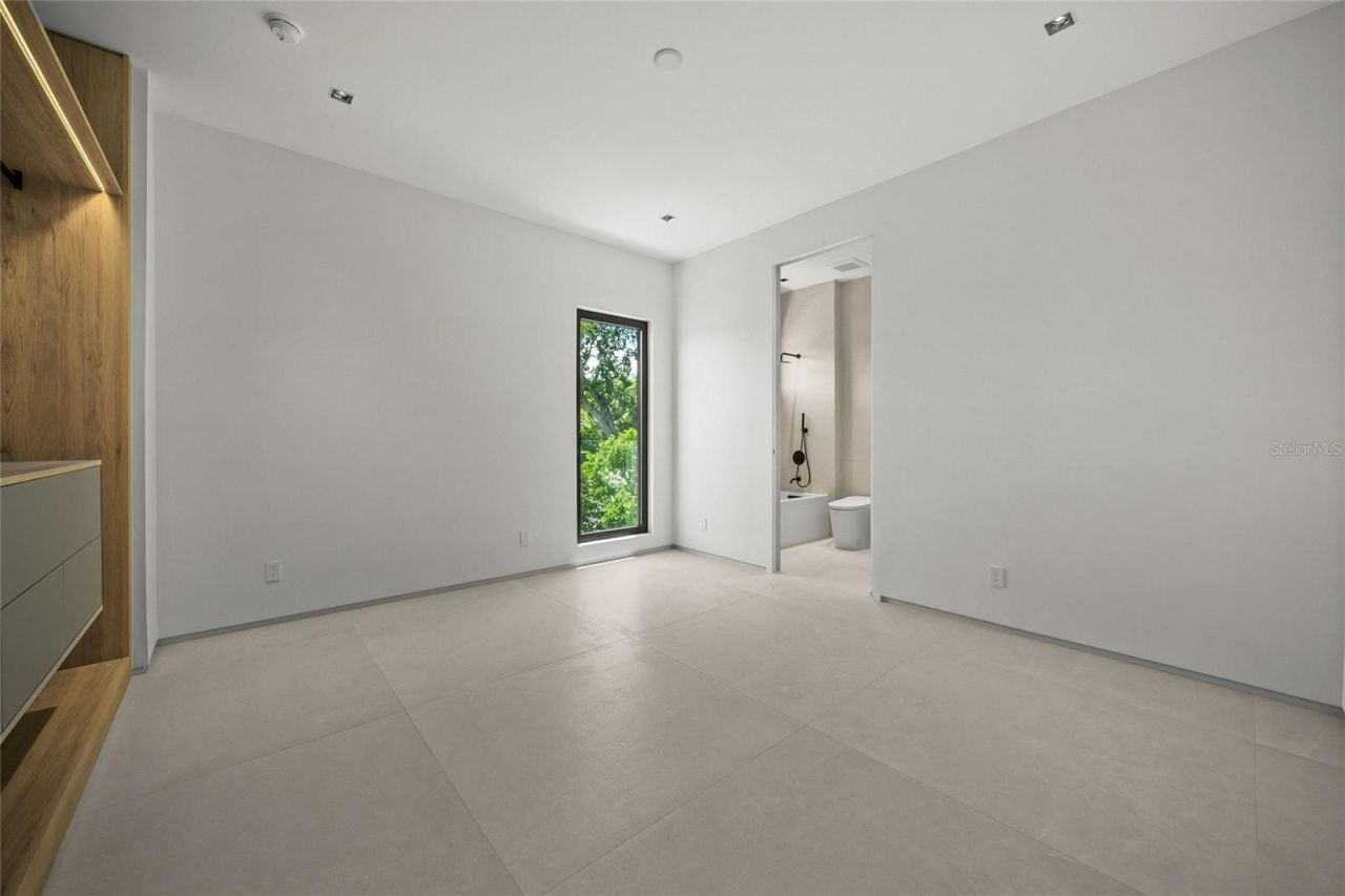 1640 Waldemere Street, Sarasota, FL 34239 Photo