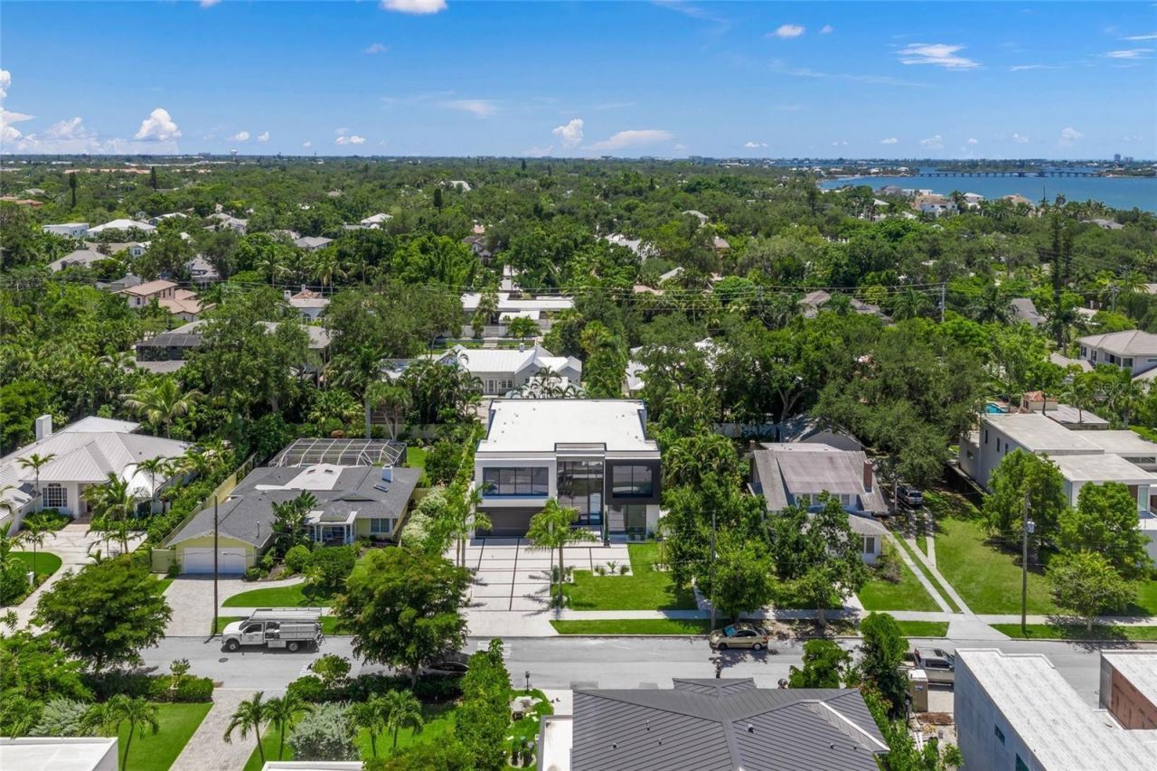 1640 Waldemere Street, Sarasota, FL 34239 Photo
