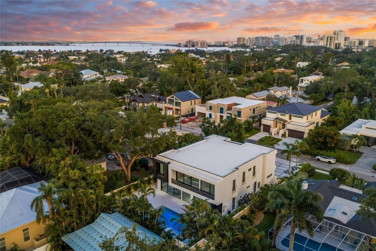 1640 Waldemere Street, Sarasota, FL 34239 Photo