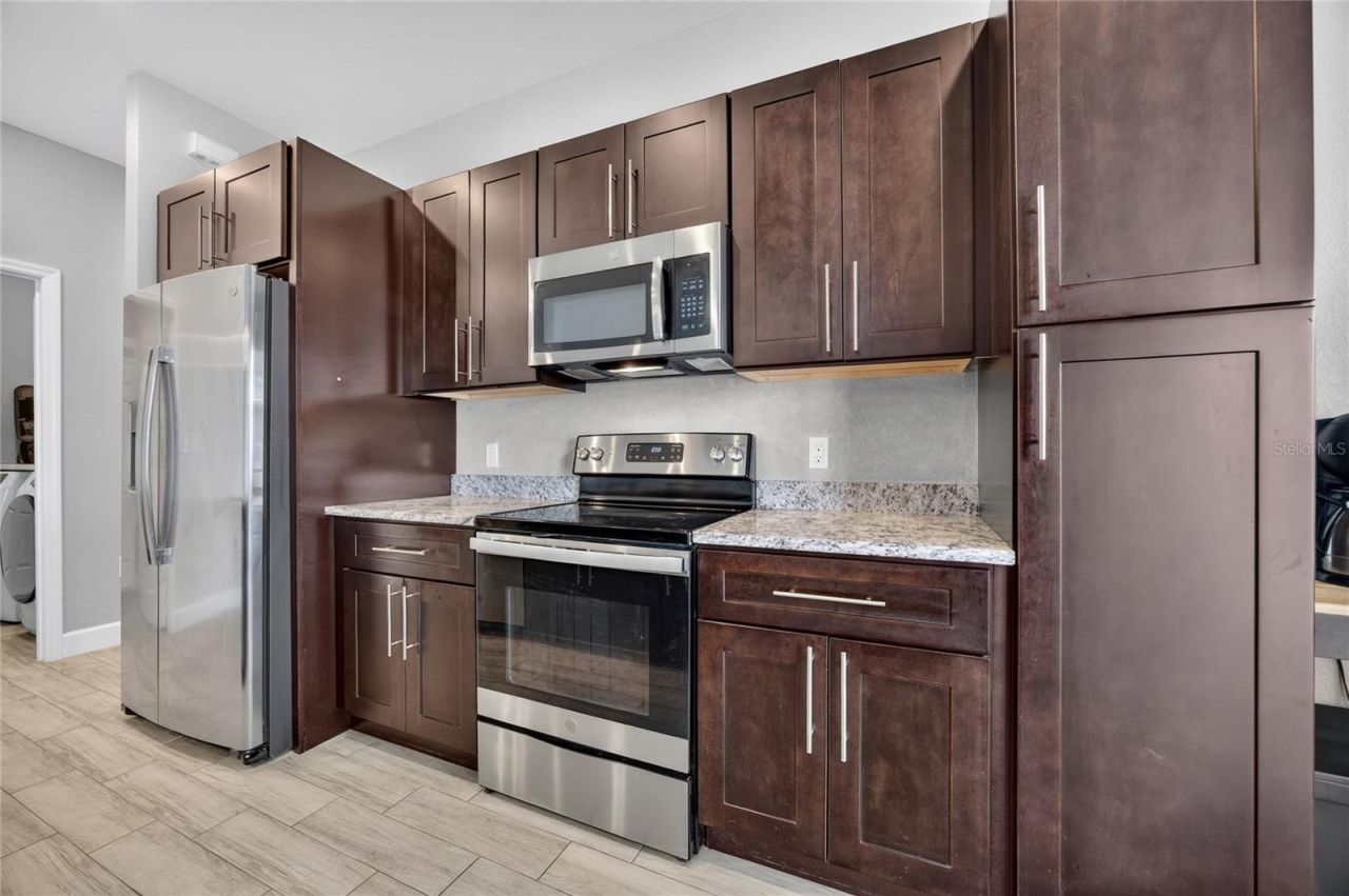 2909 NW 24th Avenue, Cape Coral, FL 33993 Photo