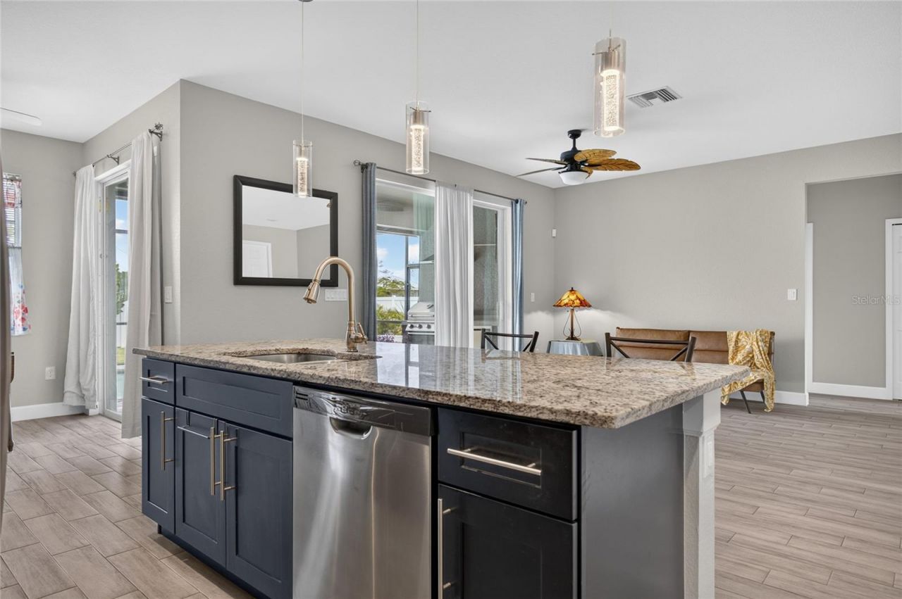 2909 NW 24th Avenue, Cape Coral, FL 33993 Photo