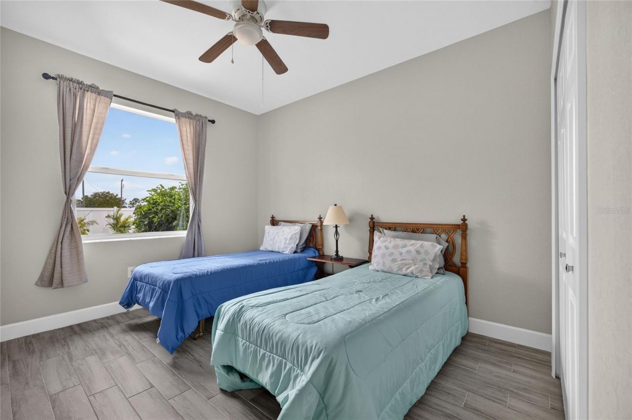 2909 NW 24th Avenue, Cape Coral, FL 33993 Photo