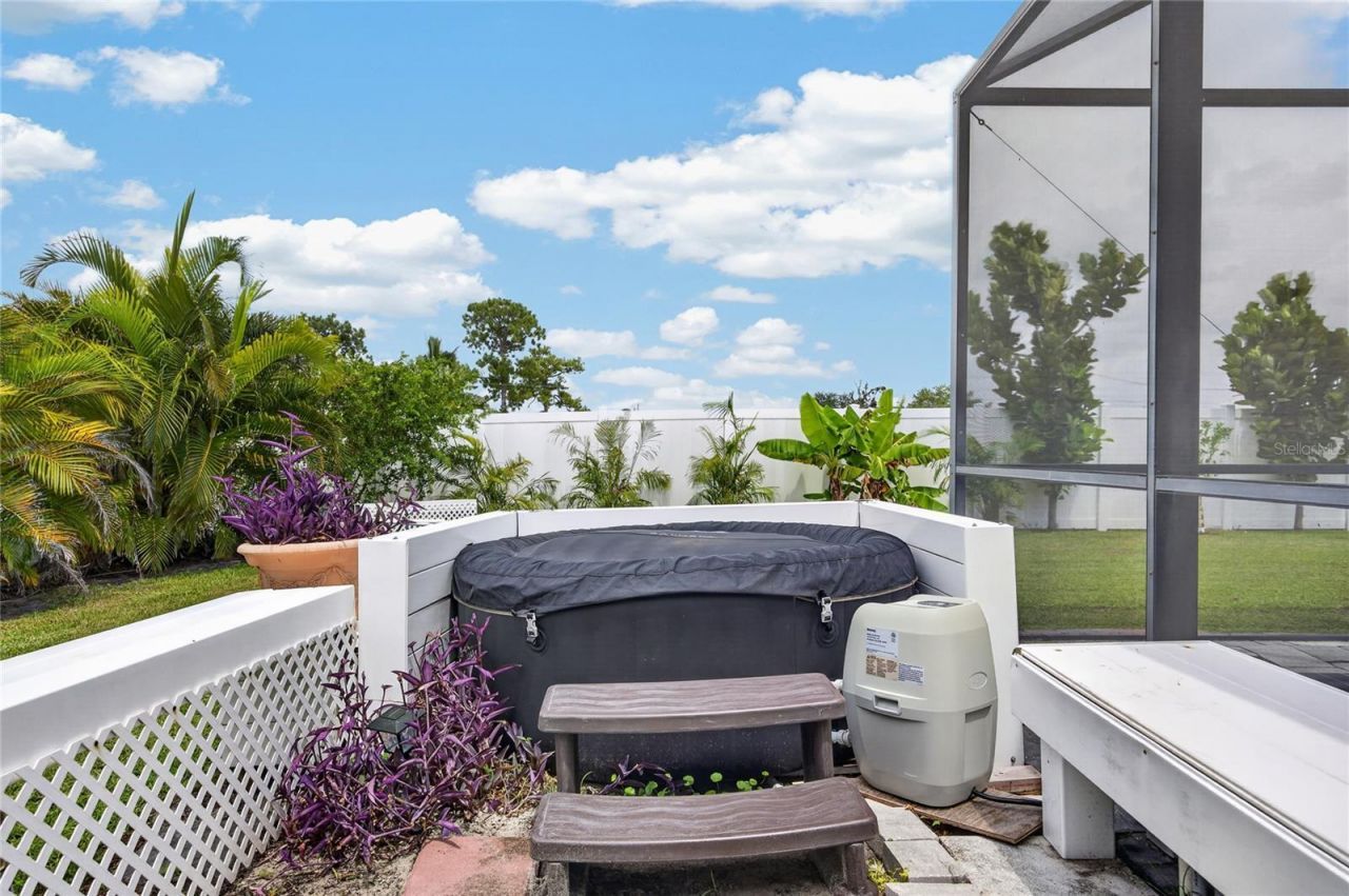2909 NW 24th Avenue, Cape Coral, FL 33993 Photo