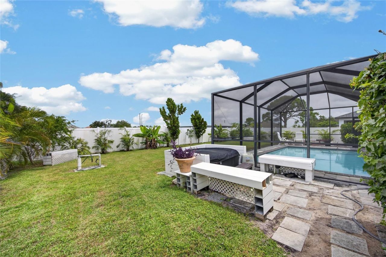 2909 NW 24th Avenue, Cape Coral, FL 33993 Photo