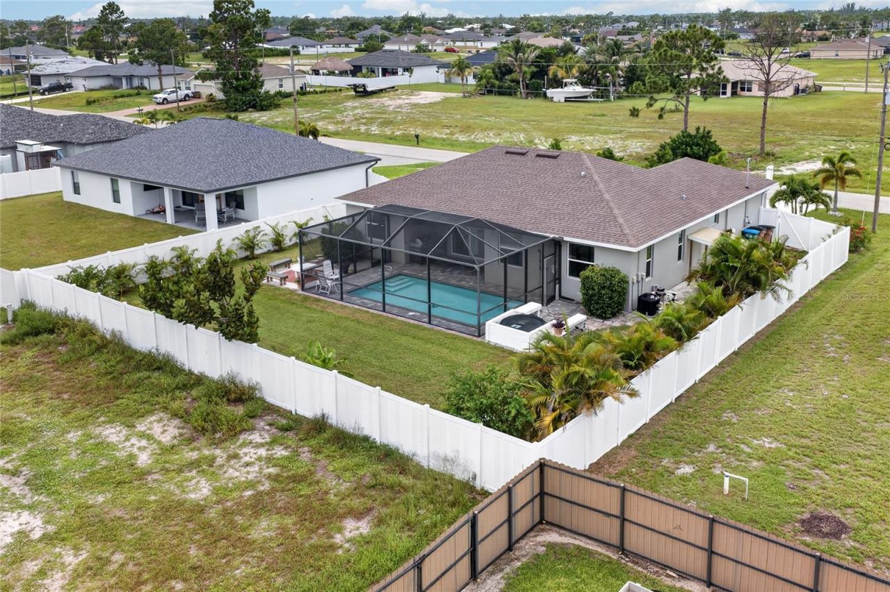 2909 NW 24th Avenue, Cape Coral, FL 33993 Photo