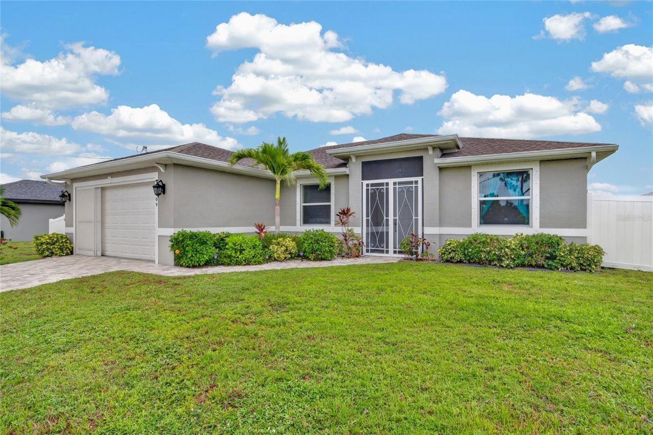 2909 NW 24th Avenue, Cape Coral, FL 33993 Photo