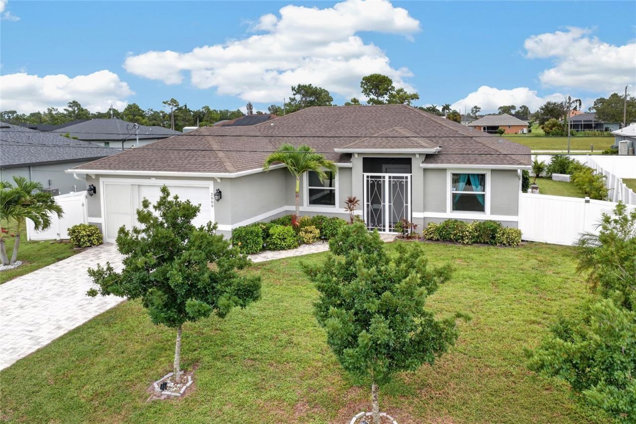 2909 NW 24th Avenue, Cape Coral, FL 33993 Photo