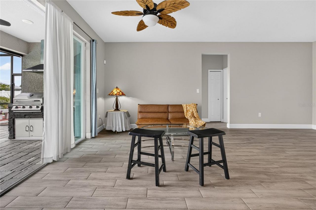 2909 NW 24th Avenue, Cape Coral, FL 33993 Photo