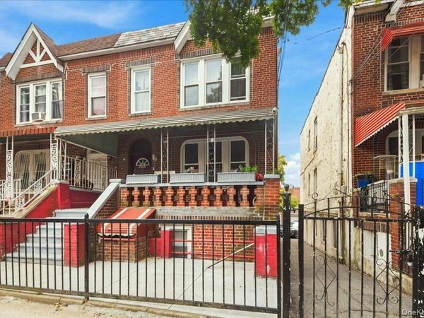 1022 E 219th Street , Bronx, NY 10469