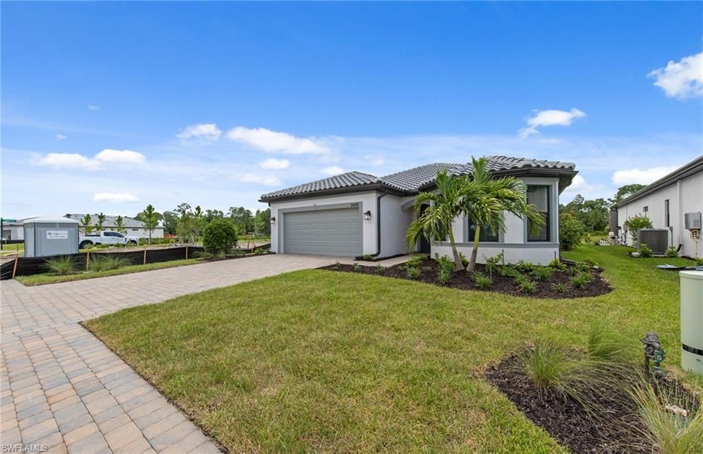 2049 Terreno Blvd , Naples, FL 34120 Photo