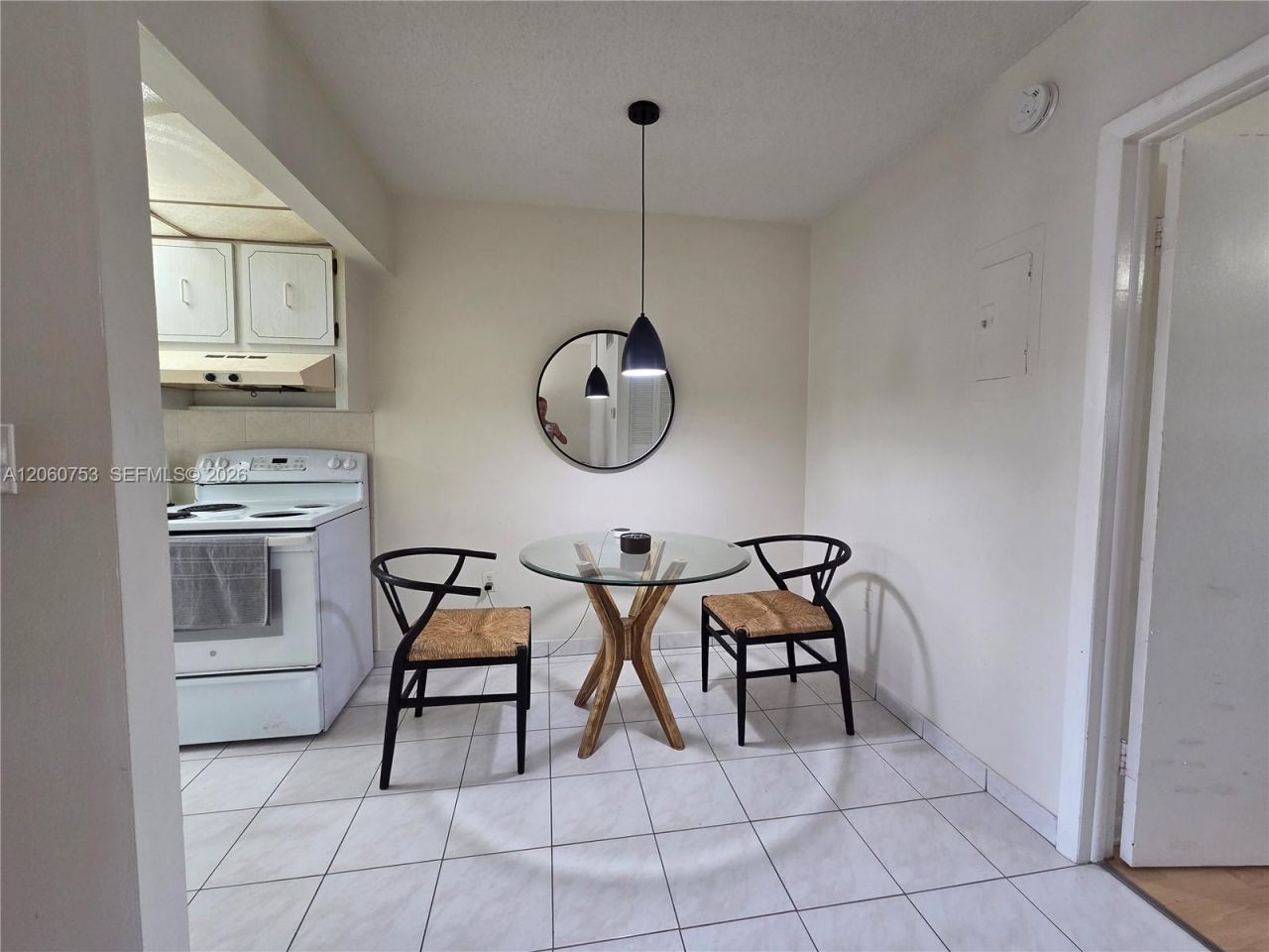 415 NE 2nd St, Unit 229, Hallandale Beach, FL 33009 Photo