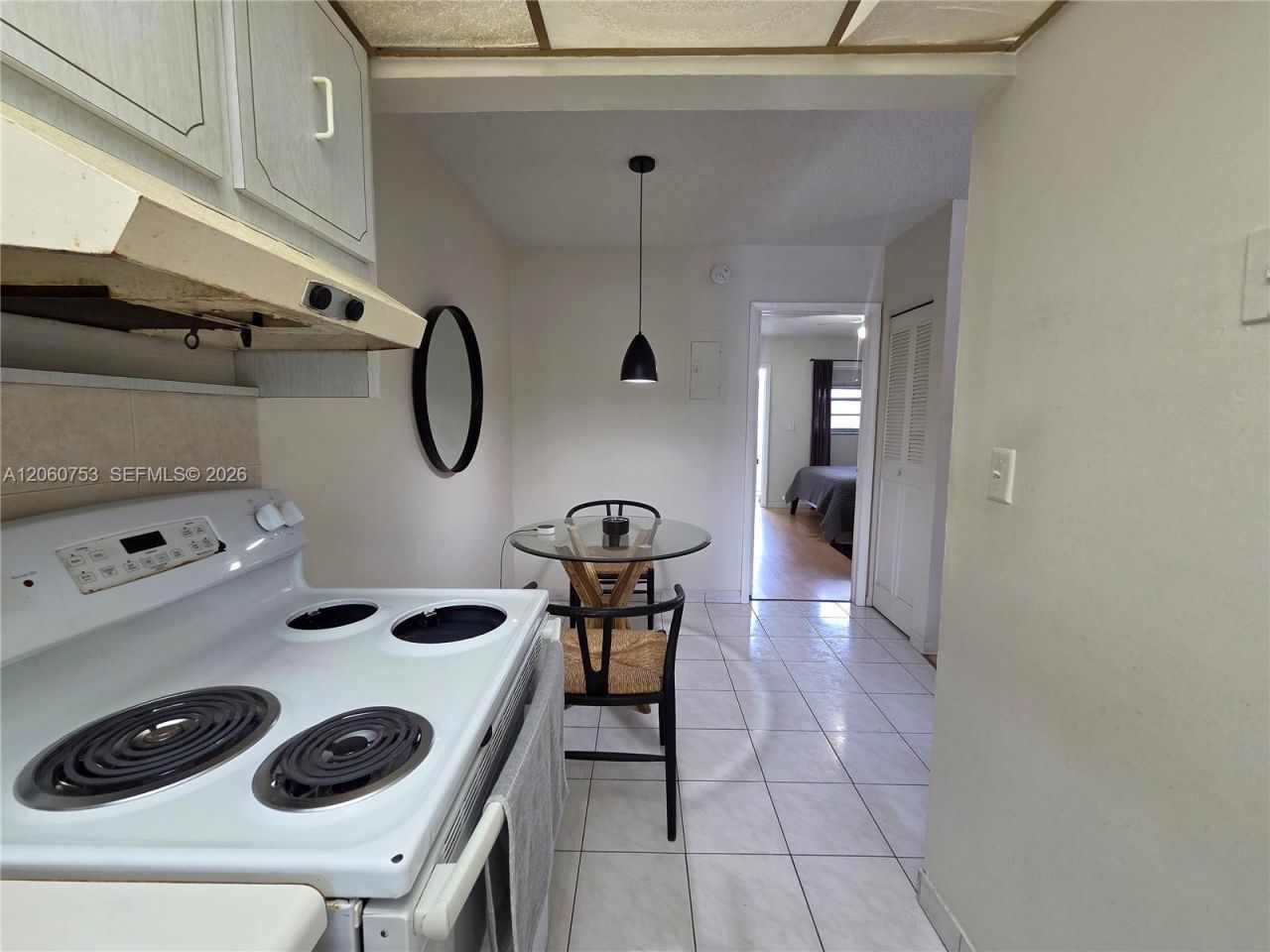 415 NE 2nd St, Unit 229, Hallandale Beach, FL 33009 Photo