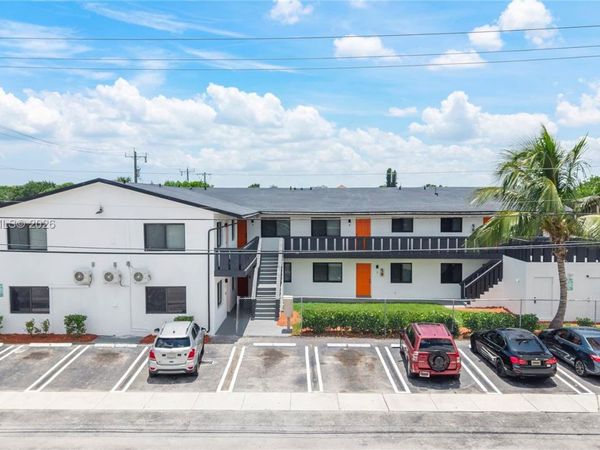 940 NW 8th Ave, Pompano Beach, FL 33060