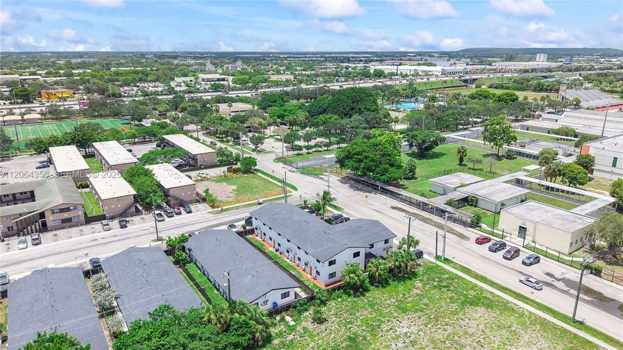 940 NW 8th Ave, Pompano Beach, FL 33060 Photo