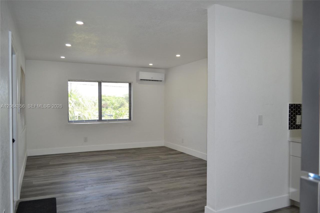 940 NW 8th Ave, Pompano Beach, FL 33060 Photo