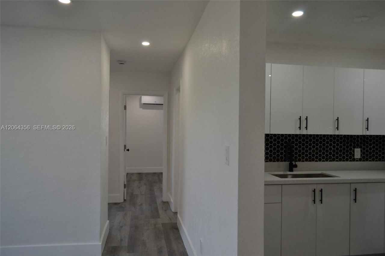 940 NW 8th Ave, Pompano Beach, FL 33060 Photo