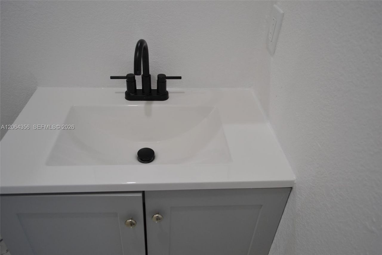 940 NW 8th Ave, Pompano Beach, FL 33060 Photo